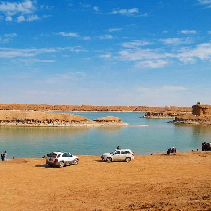 دریاچه-جوان-کویر-لوت-و-کارشناسان-متحی-ر-آیا-خواهرخوانده-خلیج-فارس-در-کویر-لوت-ایجاد-می-شود