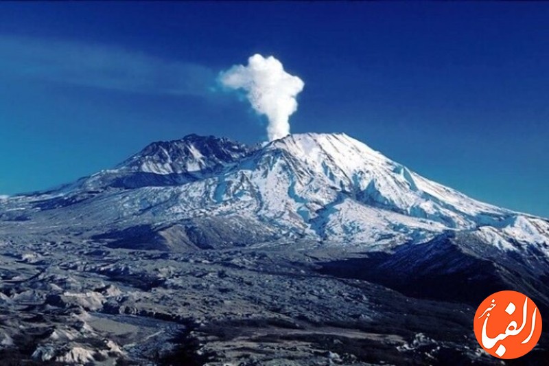 آتشفشان-های-کوه-تفتان-فعال-شده-است-حقابه-دریاچه-هامون-رهاسازی-شد